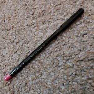Illamasqua Lip Liner in Media